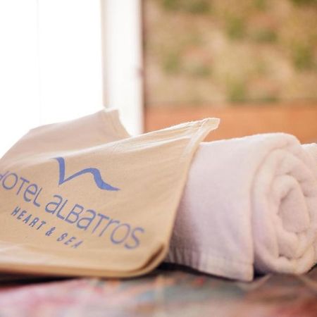 Hotel Albatros 巴统 外观 照片