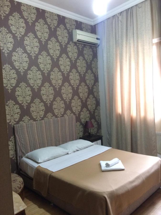 Hotel Albatros 巴统 外观 照片