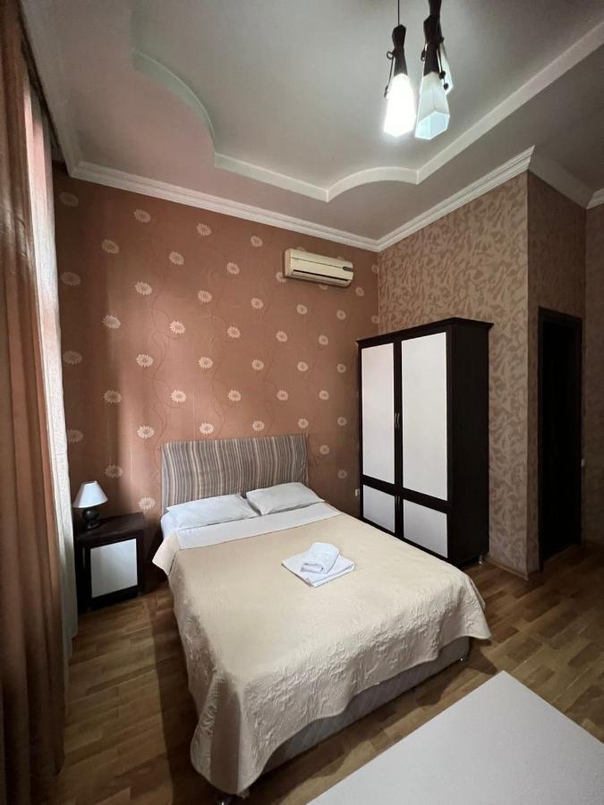 Hotel Albatros 巴统 外观 照片