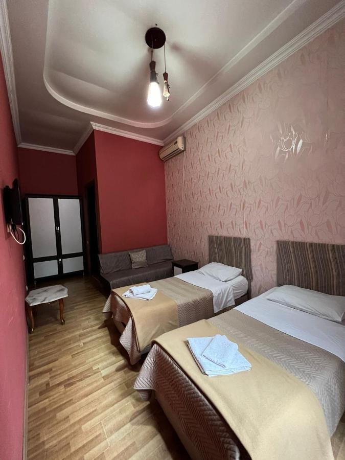 Hotel Albatros 巴统 外观 照片