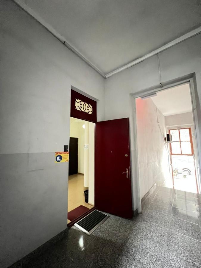 Hotel Albatros 巴统 外观 照片
