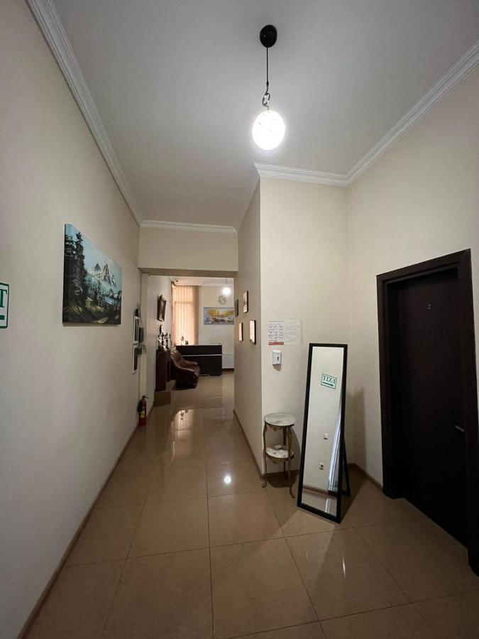 Hotel Albatros 巴统 外观 照片