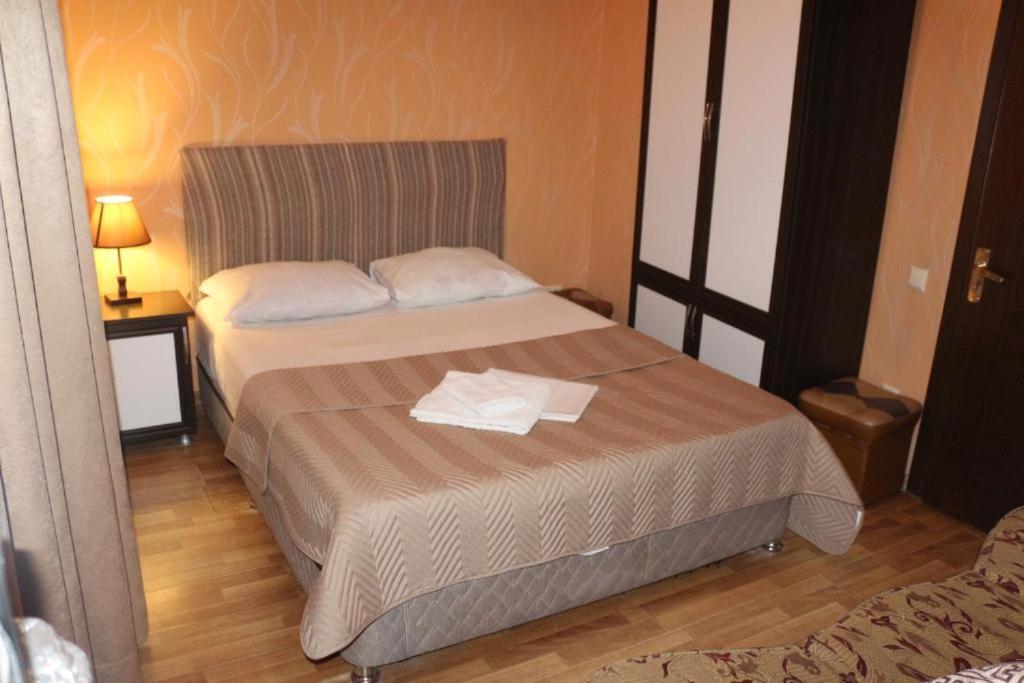 Hotel Albatros 巴统 外观 照片